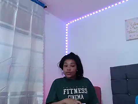 Snapshot of latin_riahnna_jp chatting on 02-10-26, 11:53 latin riahnna jp online show from 02-10-26, 11:53