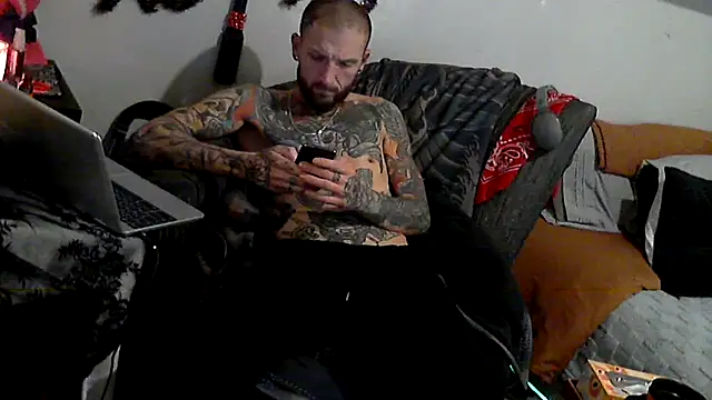 Snapshot of F_D_R_ chatting on 02-12-26, 12:16 F D R online show from 02-12-26, 12:16