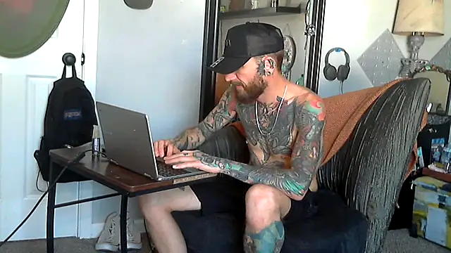 Snapshot of F_D_R_ chatting on 02-24-26, 05:58 F D R online show from 02-24-26, 05:58