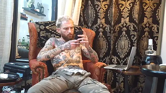 F D R  online show from 04-12-26, 05:44