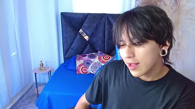 nikoo 18 online show from 03-31-26, 02:08