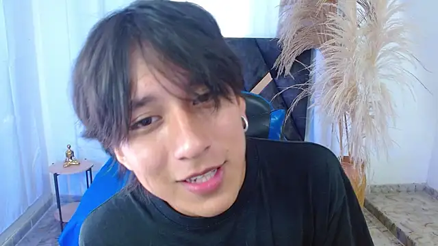 nikoo 18 online show from 04-08-26, 02:29