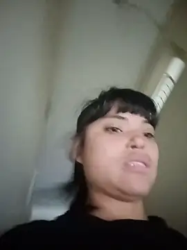 Maggyx online show from 04-08-26, 01:23