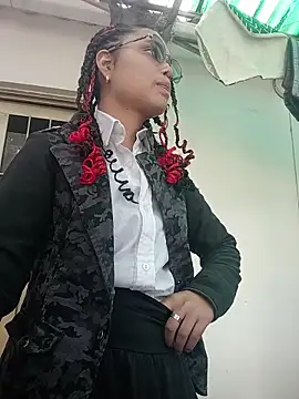 Snapshot of Maggyx chatting on 02-28-26, 01:44 Maggyx online show from 02-28-26, 01:44