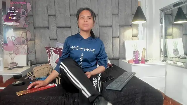 Snapshot of Maggyx chatting on 07-08-26, 01:56 Maggyx online show from 07-08-26, 01:56
