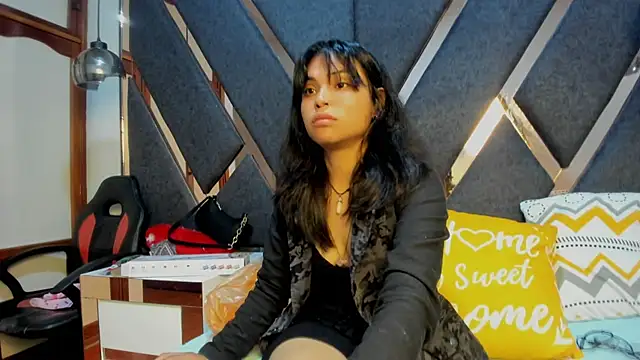 Snapshot of Maggyx chatting on 02-21-26, 02:19 Maggyx online show from 02-21-26, 02:19