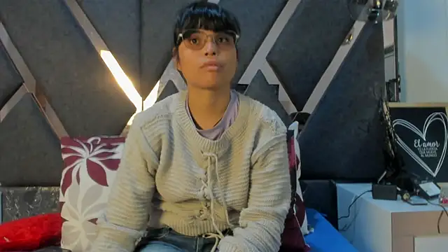 Maggyx online show from 05-09-26, 01:25