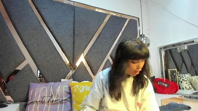 Maggyx online show from 03-15-26, 02:57