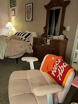 mooviebaby online show from 06-19-26, 06:30