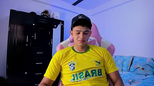 Snapshot of Adrian_Prime_ chatting on 02-28-26, 06:29 Adrian Prime online show from 02-28-26, 06:29