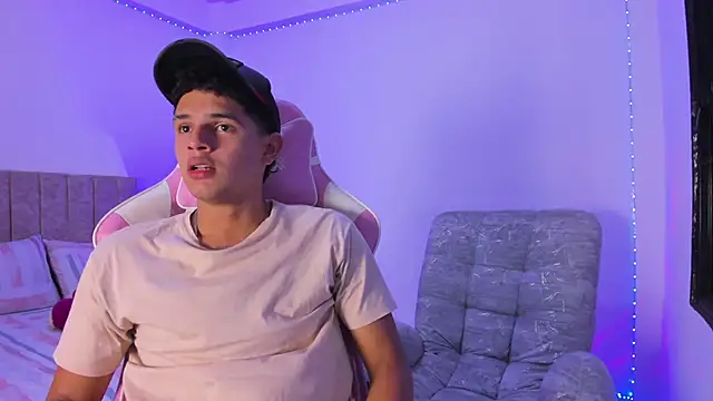 Adrian Prime  online show from 04-08-26, 06:42