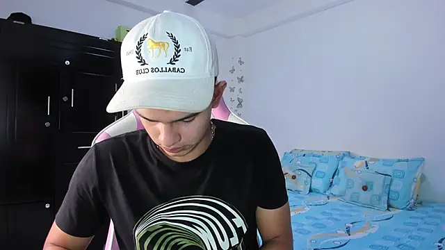 Snapshot of Adrian_Prime_ chatting on 02-20-26, 06:54 Adrian Prime online show from 02-20-26, 06:54