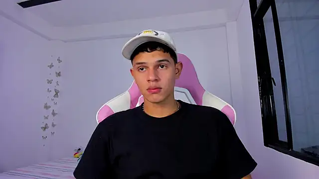 Snapshot of Adrian_Prime_ chatting on 02-12-26, 06:51 Adrian Prime online show from 02-12-26, 06:51