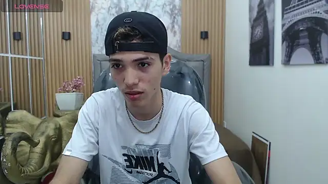 Asher costa online show from 04-04-26, 10:27