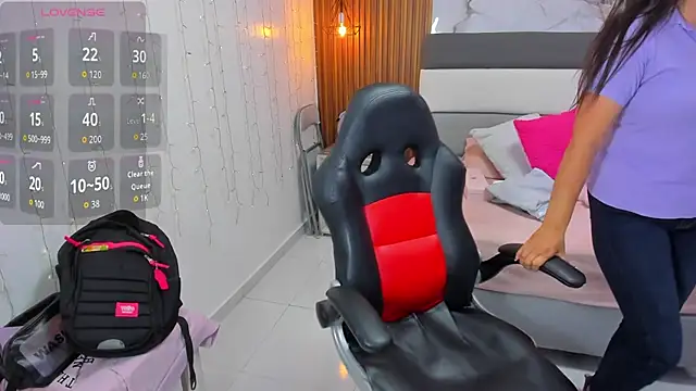 alixablake online show from 04-14-26, 07:08