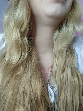 isaneptuneuwu online show from 03-09-26, 01:31