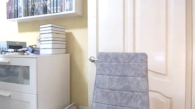 Tasiya online show from 03-04-26, 06:59