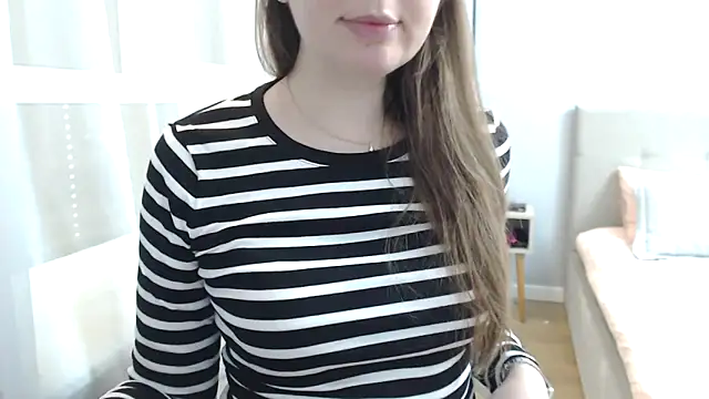 Tasiya online show from 05-18-26, 08:24