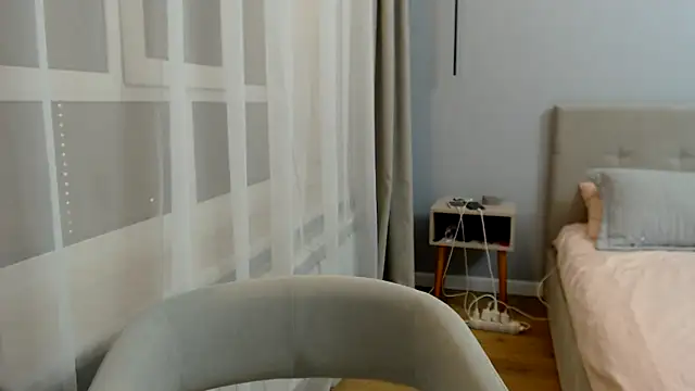 Tasiya online show from 05-12-26, 06:47