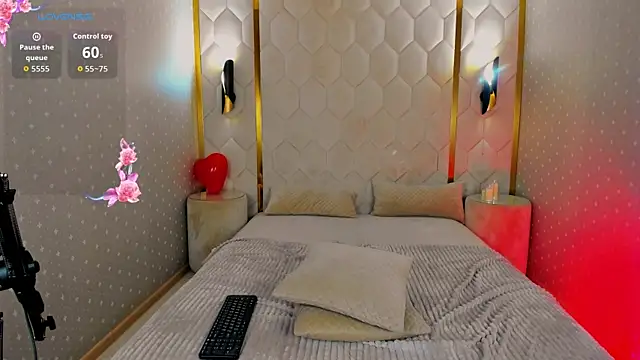 Snapshot of EvelinaBev chatting on 02-23-26, 02:13 EvelinaBev online show from 02-23-26, 02:13