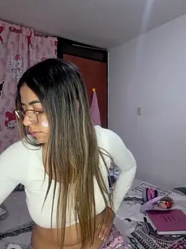 Snapshot of _as_una77 chatting on 02-17-26, 02:42 as una77 online show from 02-17-26, 02:42