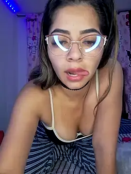  as una77 online show from 04-18-26, 04:04