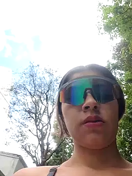  as una77 online show from 04-04-26, 02:23