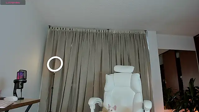 karinnixx online show from 03-03-26, 02:46