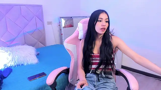 Chloe Miller 2 online show from 02-26-26, 07:36