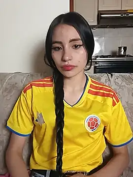 Chloe Miller 2 online show from 07-19-26, 03:37