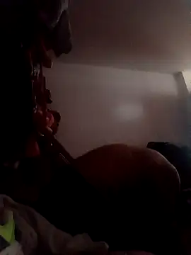 Snapshot of Dotado_95 chatting on 02-12-26, 12:49 Dotado 95 online show from 02-12-26, 12:49