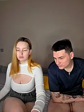 ToxyFoxyy online show from 02-05-26, 02:02