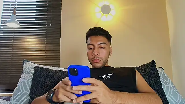 Max Hornye online show from 02-25-26, 07:14