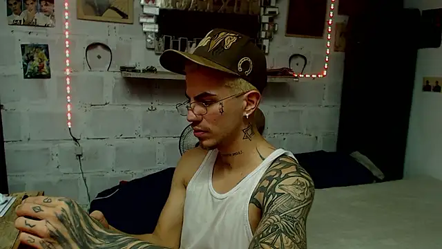 paul-mendezx online show from 02-18-26, 06:04