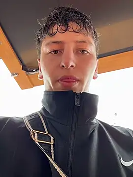 ARON LUXX online show from 04-16-26, 03:02