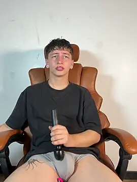 ARON LUXX online show from 03-20-26, 04:08