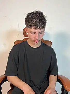 ARON LUXX online show from 03-11-26, 03:22