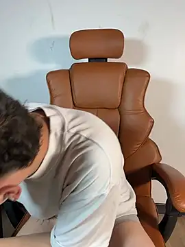 ARON LUXX online show from 03-28-26, 01:01