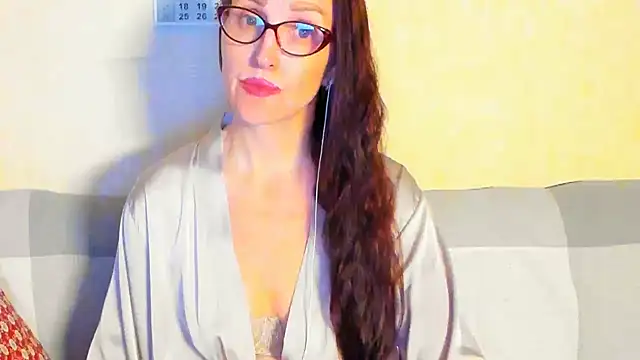 beddable woman online show from 04-12-26, 07:06