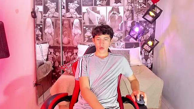 Snapshot of Christian_Foxx chatting on 03-01-26, 12:21 Christian Foxx online show from 03-01-26, 12:21