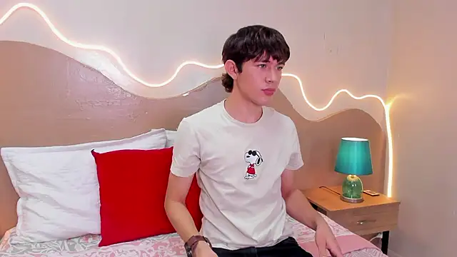 Christian Foxx online show from 03-12-26, 06:56