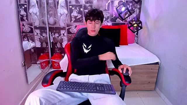 Christian Foxx online show from 05-07-26, 01:47