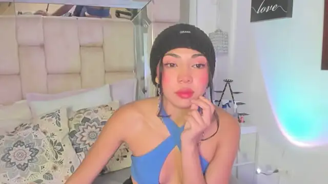 Eva cute7 online show from 04-14-26, 02:27