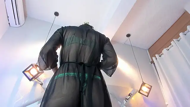 Wildkiitty online show from 03-18-26, 09:45