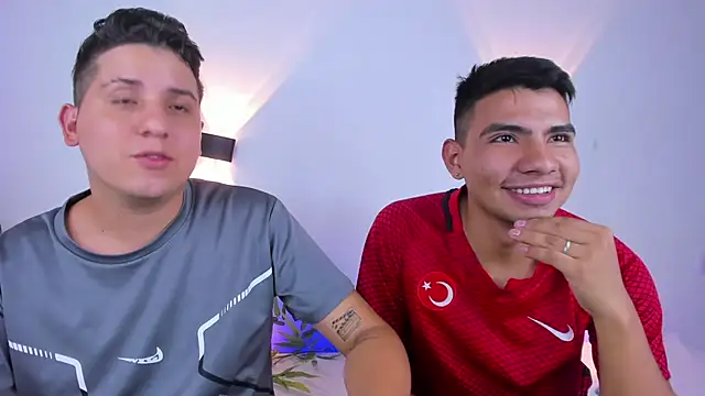 Snapshot of blacke1 chatting on 02-21-26, 01:29 blacke1 online show from 02-21-26, 01:29