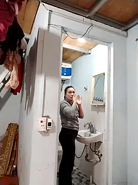 Snapshot of cong1122 chatting on 02-07-26, 01:35 cong1122 online show from 02-07-26, 01:35