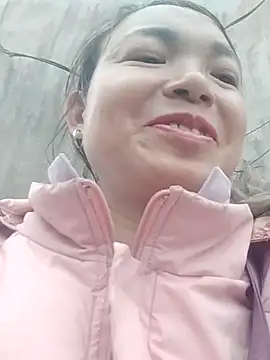 Snapshot of vivi1889 chatting on 02-04-26, 03:01 vivi1889 online show from 02-04-26, 03:01