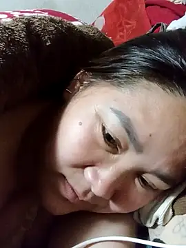 Snapshot of bongtuyet11 chatting on 02-26-26, 01:11 bongtuyet11 online show from 02-26-26, 01:11