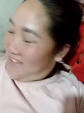 Snapshot of bongtuyet11 chatting on 02-25-26, 05:07 bongtuyet11 online show from 02-25-26, 05:07