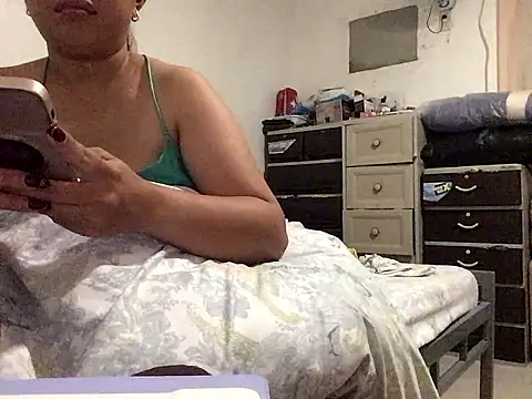 Snapshot of lady_candy85 chatting on 02-09-26, 09:29 lady candy85 online show from 02-09-26, 09:29